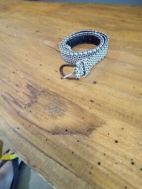 Shanghai Maotong size 32"-34" Spotted Black and White Skinny Belt